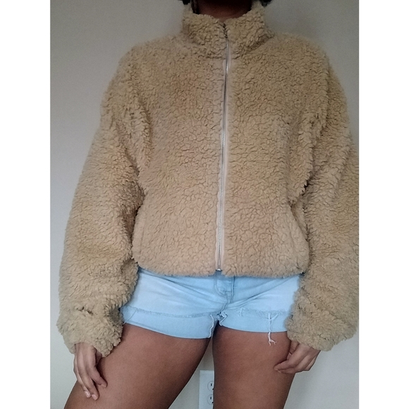 Adorable teddy style jacket - Picture 3 of 3